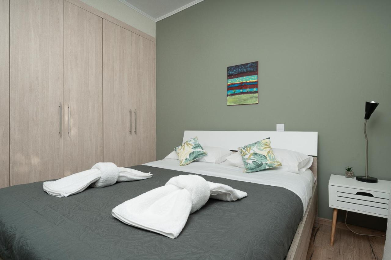 Mtc-Sfs Apartment By The Sea And Airport Pórto Ráfti Eksteriør bilde
